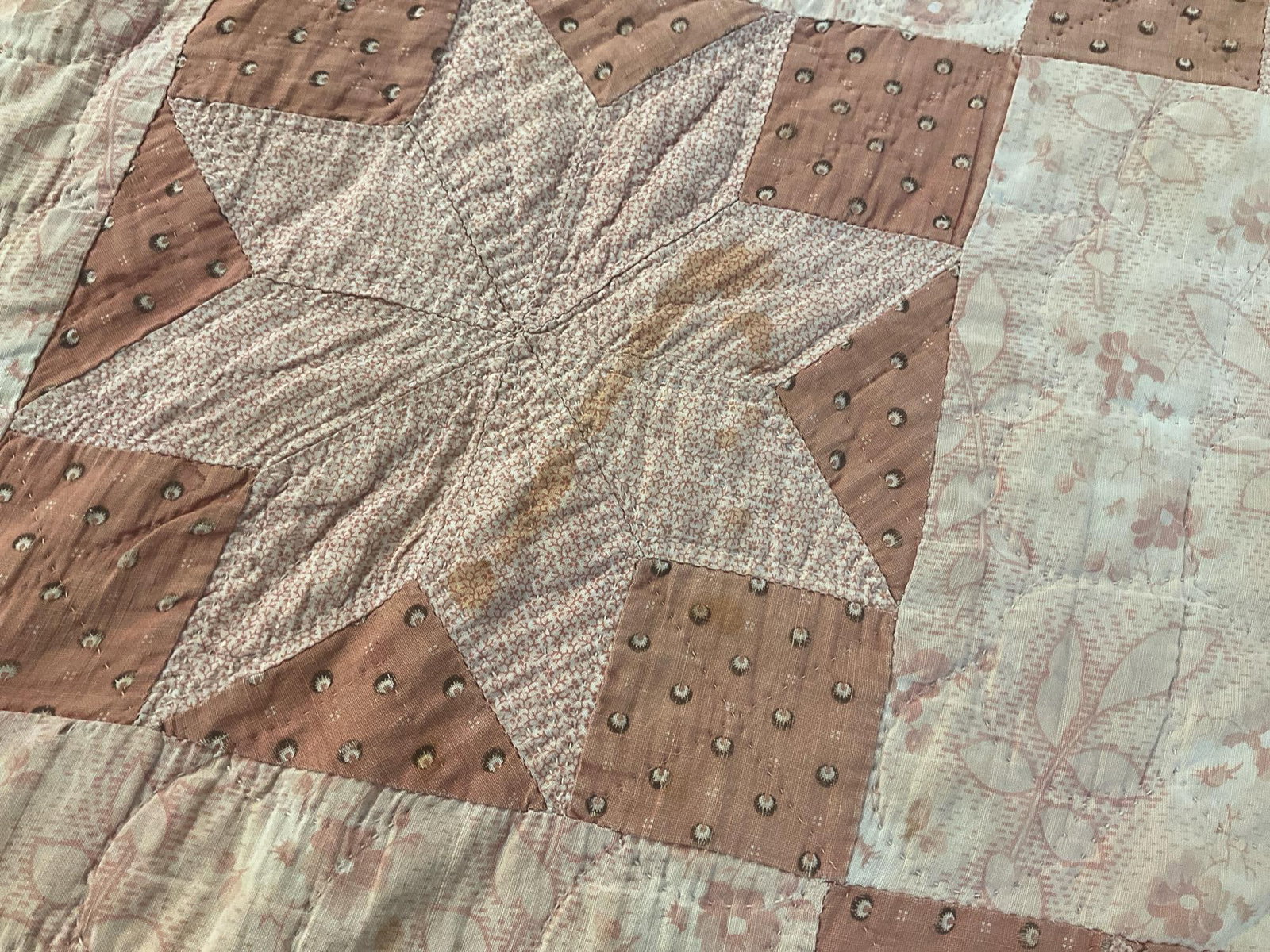 Star Pattern Quilt - 7