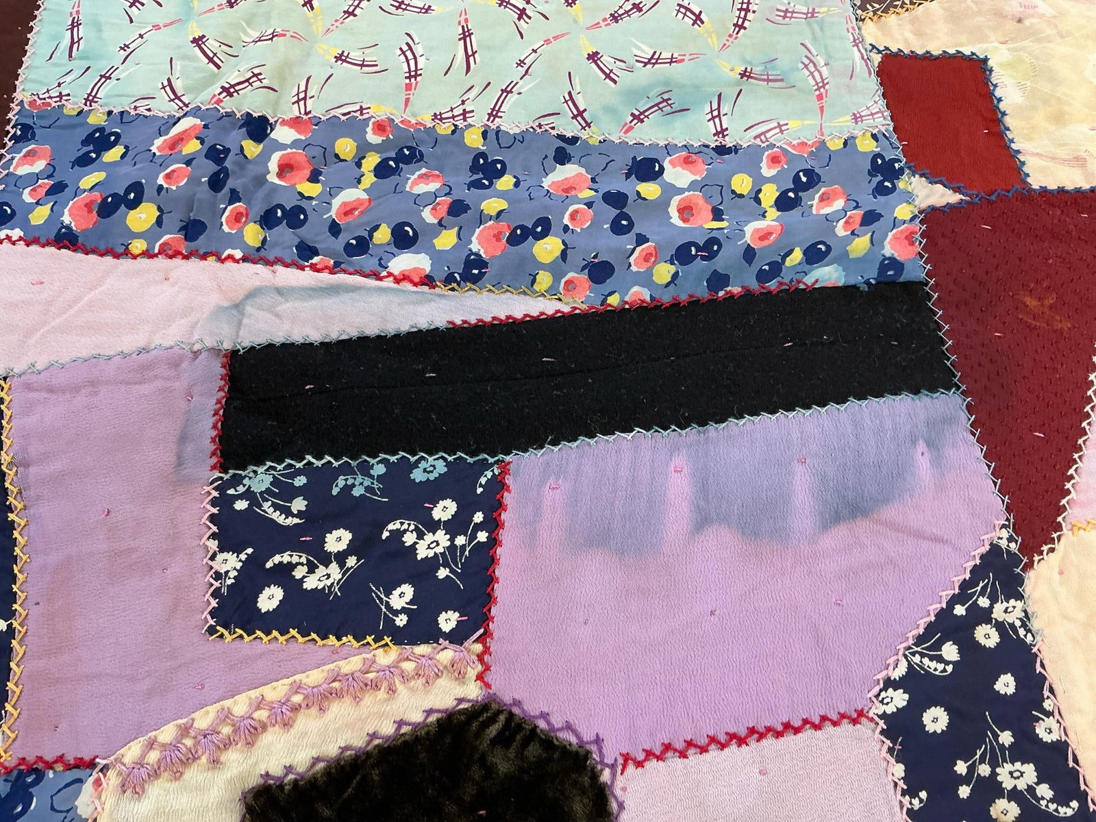 Patchwork & Crazy Quilts - 9