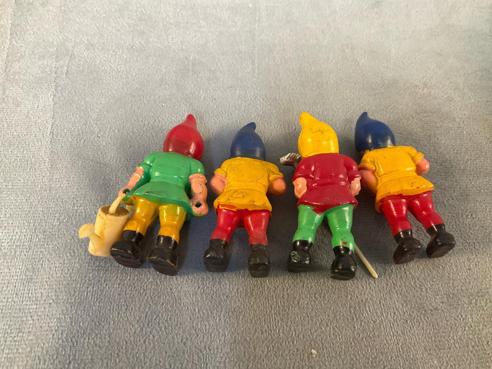Snow White Figurines - 8