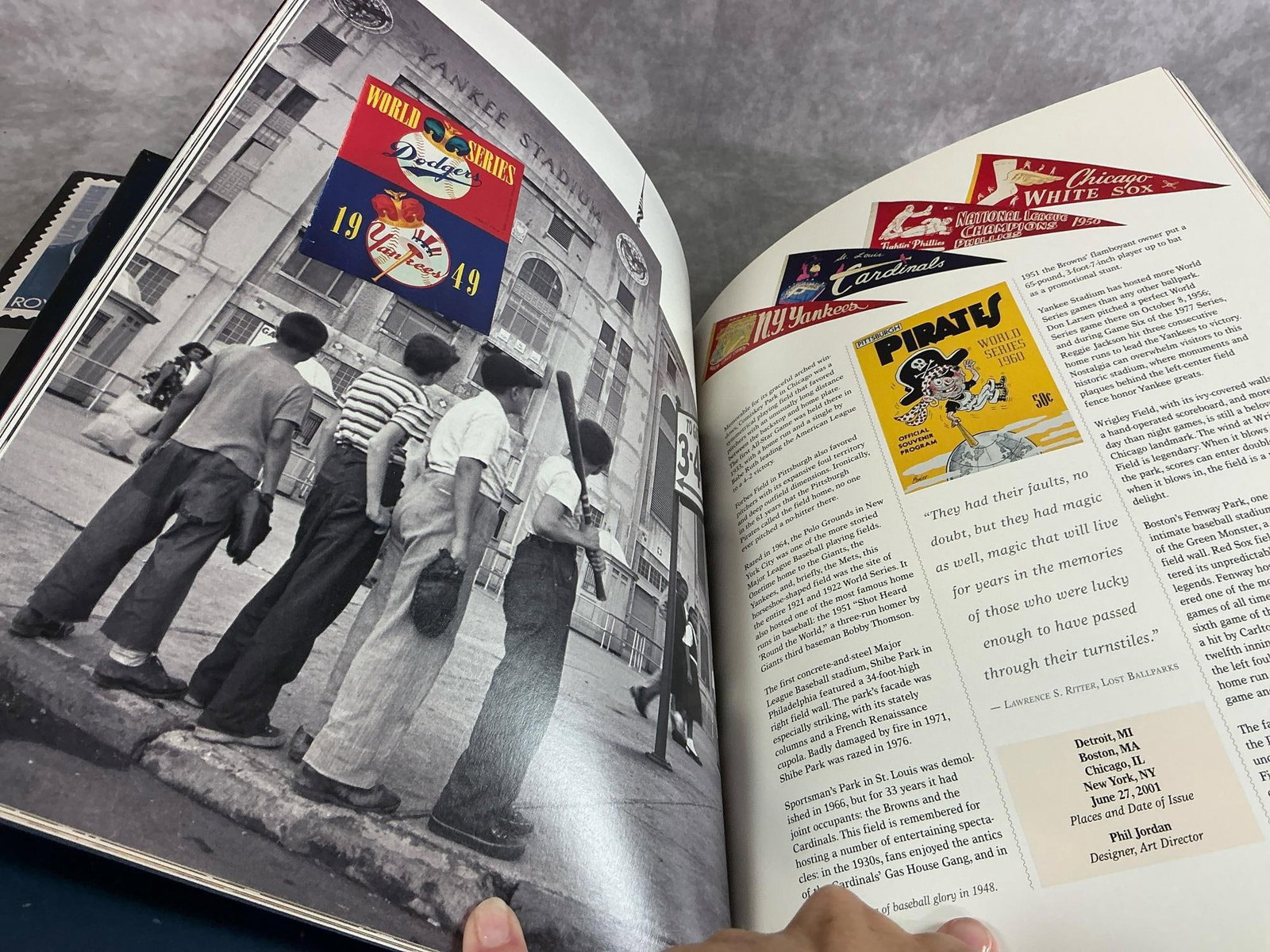 US Postal Stamp Yearbooks - 17