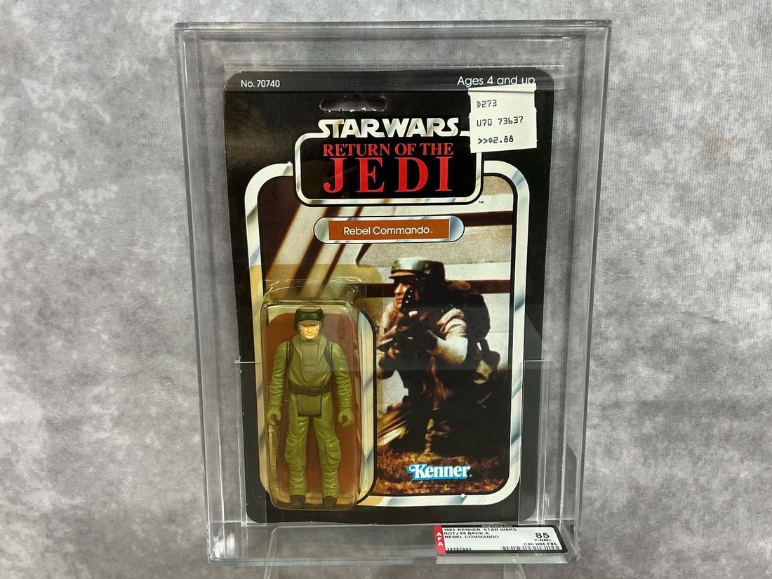 Rebel Commando 85 Y NM+ ROTJ: 1983, 65 Back-A, Return of the Jedi Rebel Commando figure made by Kenner in Hong Kong. AFA graded 85 Y-NM+ with subgrades: C80 B85 F85. Case measures 7.25 inches wide x 1.5 x 9.75 inches tall.