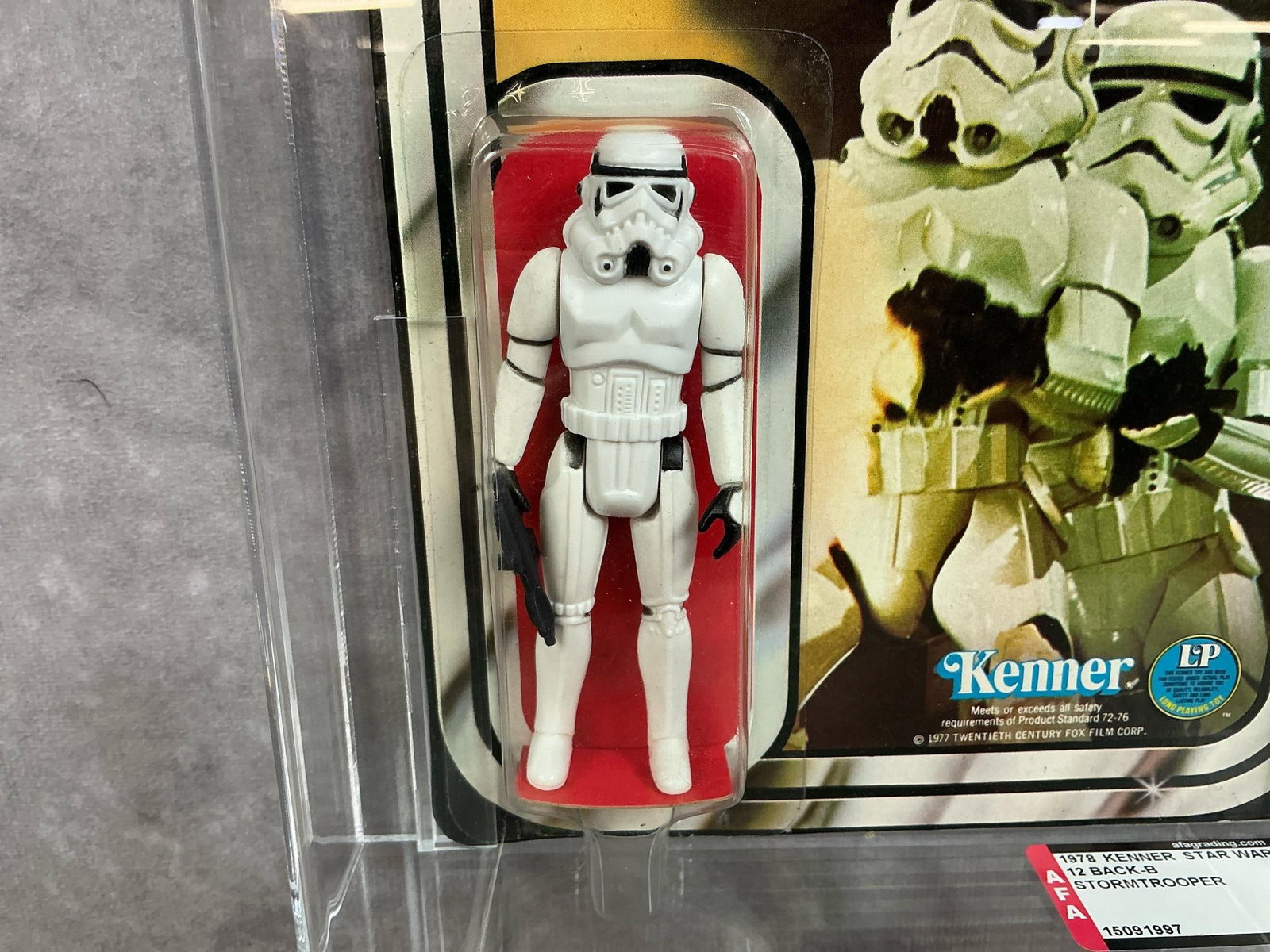 Stormtrooper 80+ NM - 3