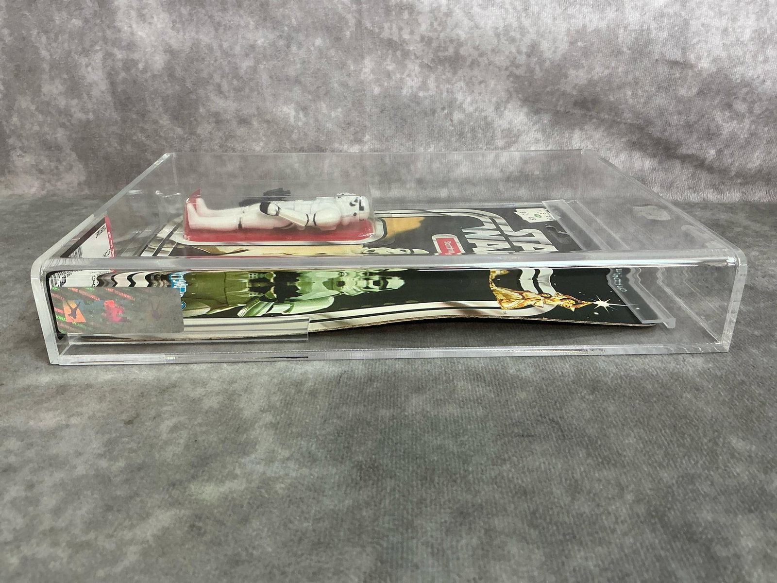 Stormtrooper 80+ NM - 8