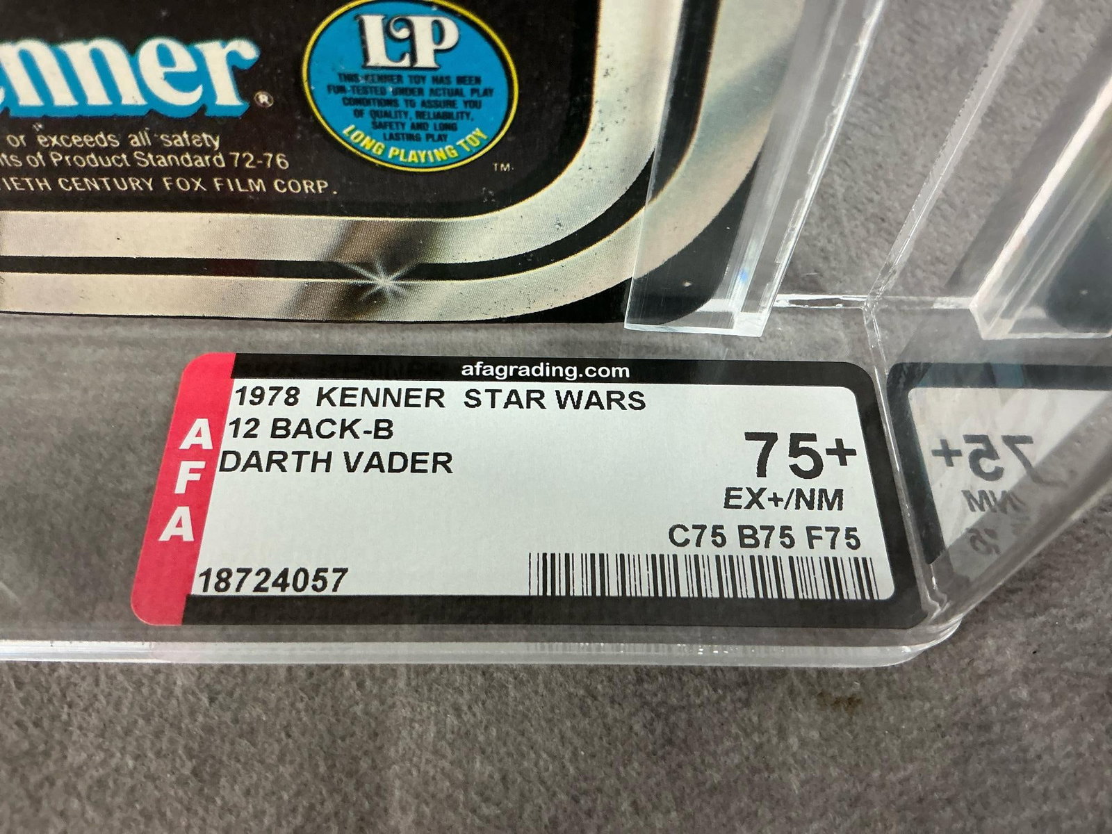 Darth Vader 75+ - 4