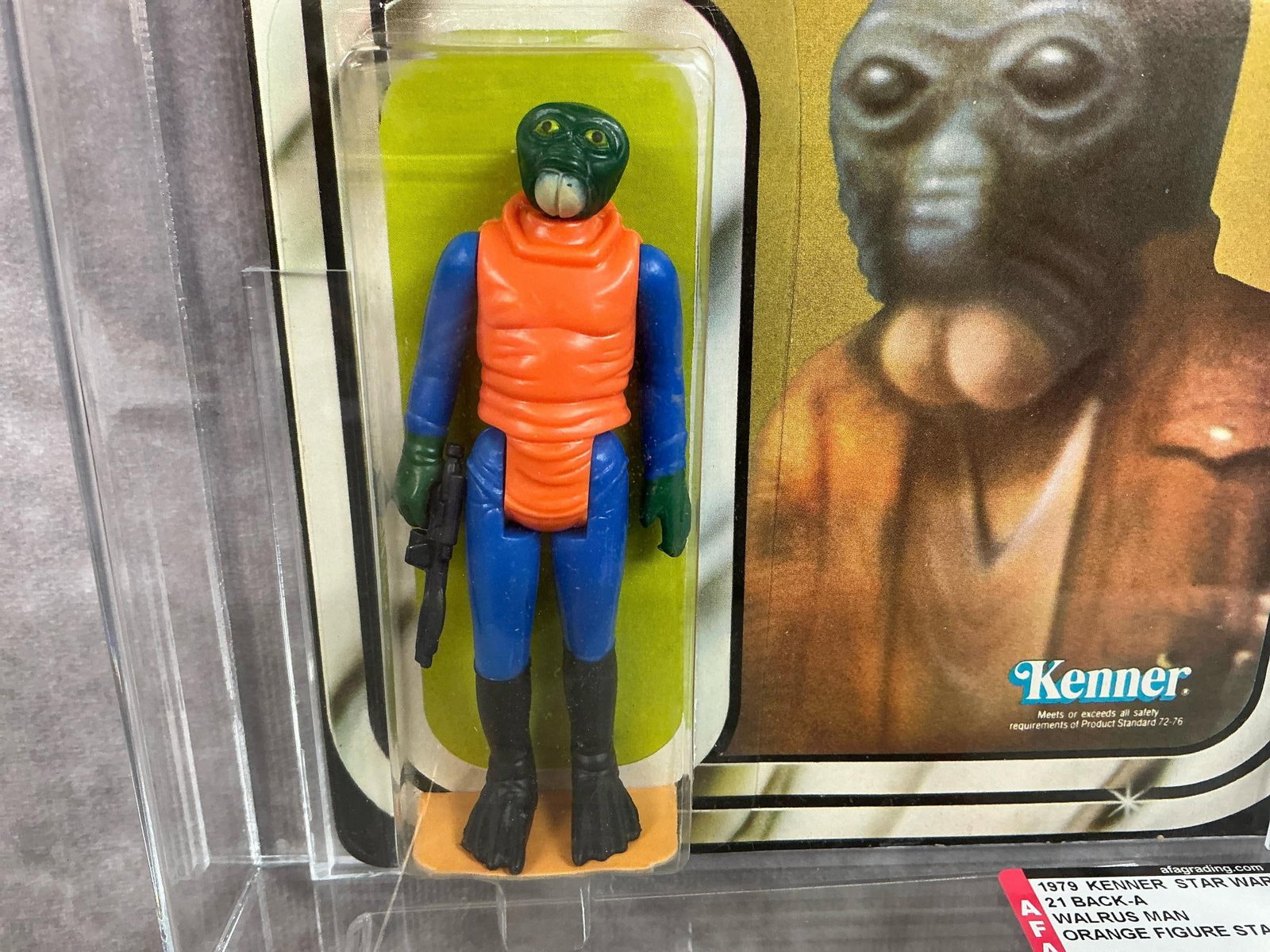 Walrus Man 85 NM+ - 3