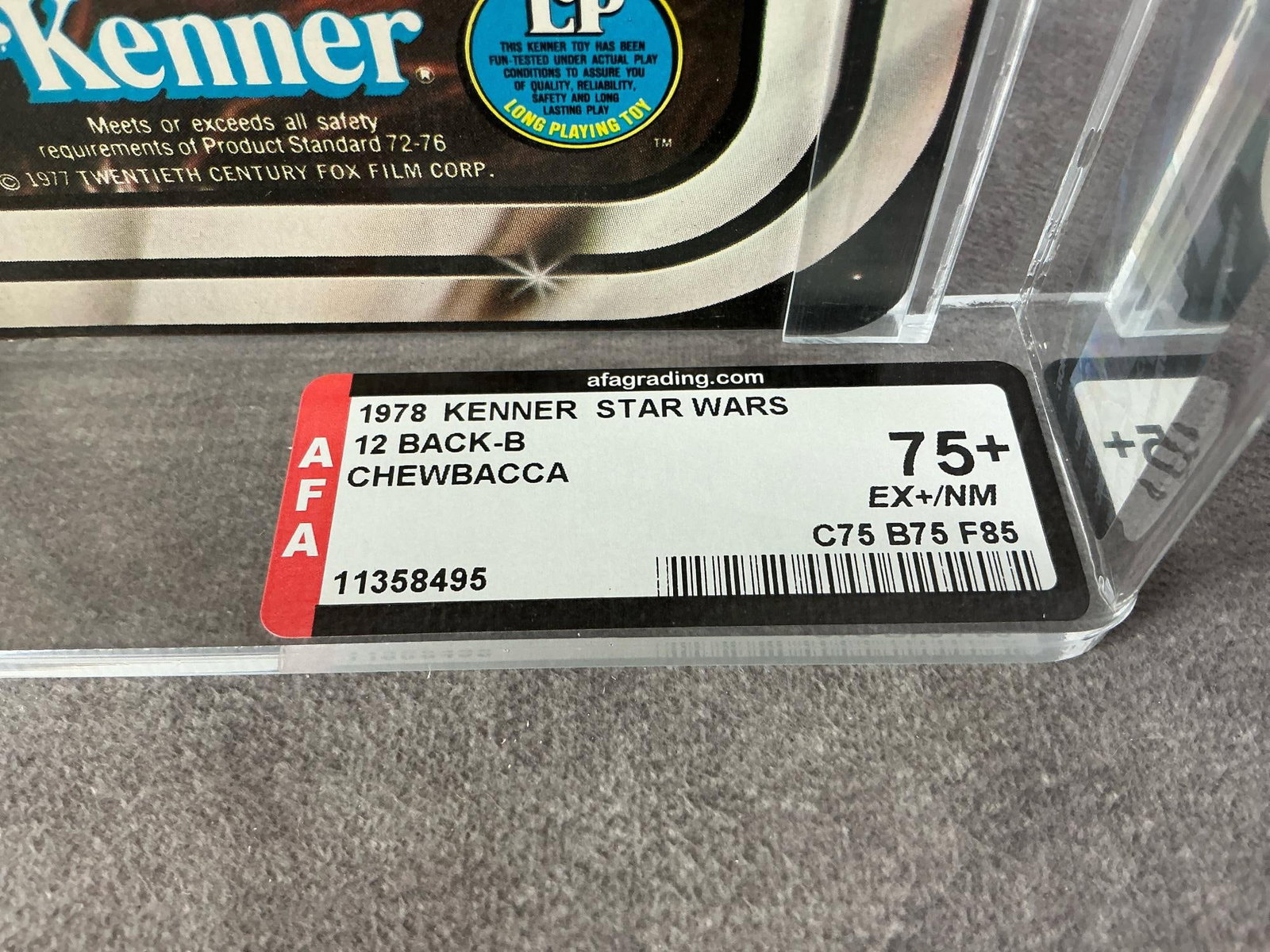 Chewbacca 75 EX+/NM - 3