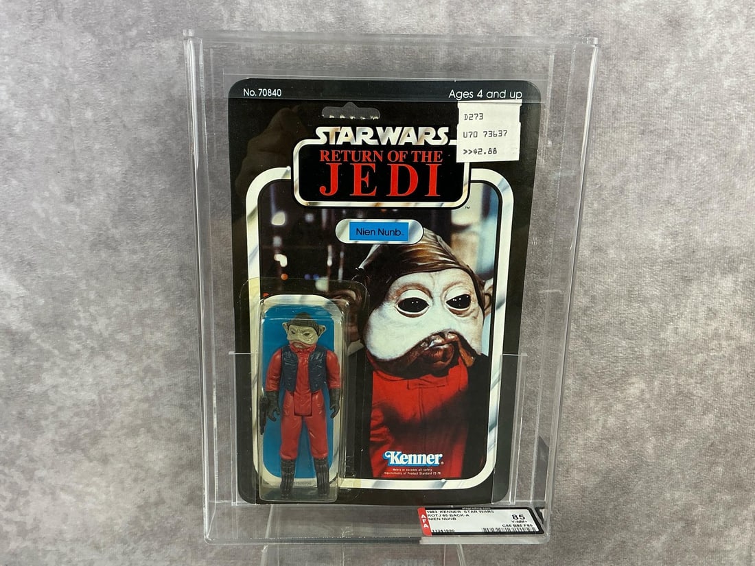 Nien Nunb ROTJ 85 Y-NM+: 1983, 65 Back-A Star Wars Return of the Jedi Nien Nunb action figure made by Kenner in Hong Kong. AFA graded 85 Y-NM+ with subgrades C85 B85 F85. Case measures 7.25 inches wide x 1.5 x 9.75 inches tal