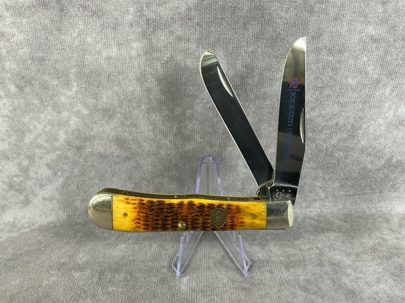 Boy Scouts Of America: 2014 Case XX Boy Scouts of America two blade pocketknife with bone handles, 6254 SS. Tight snap, good condition. Measures just over 4 inches long closed.