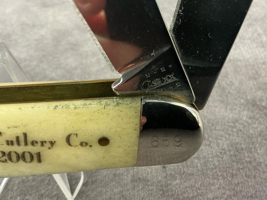 Celebration 2001 Knife - 3