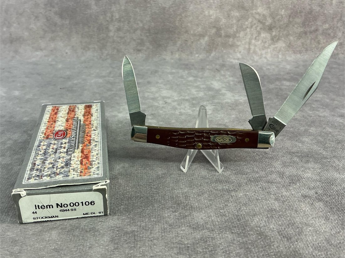 Stockman Knife: Case XX knife. Stockman, patterened 6344ss, tight snap and comes with original box. Box measures 4.5 inches wide x 1.75 inches tall.
