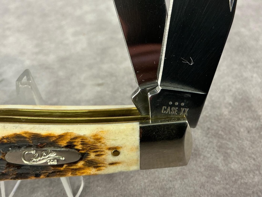 Amber Bone Knife - 3