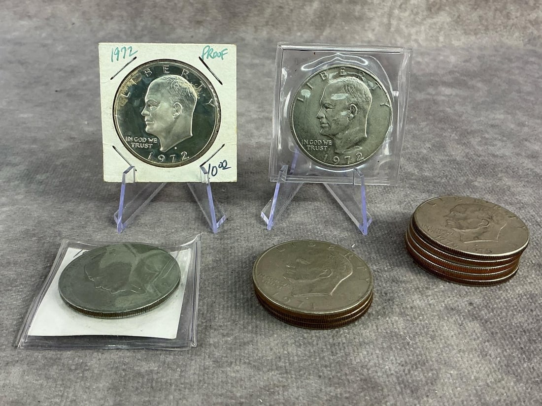 Eisenhower Dollars: Eleven Eisenhower Dollar Coins ranging from 1971, 1972 and Bicentennial. All in good circulated condition, although one appears uncirculated. Each measures 1.5 inches in diameter.