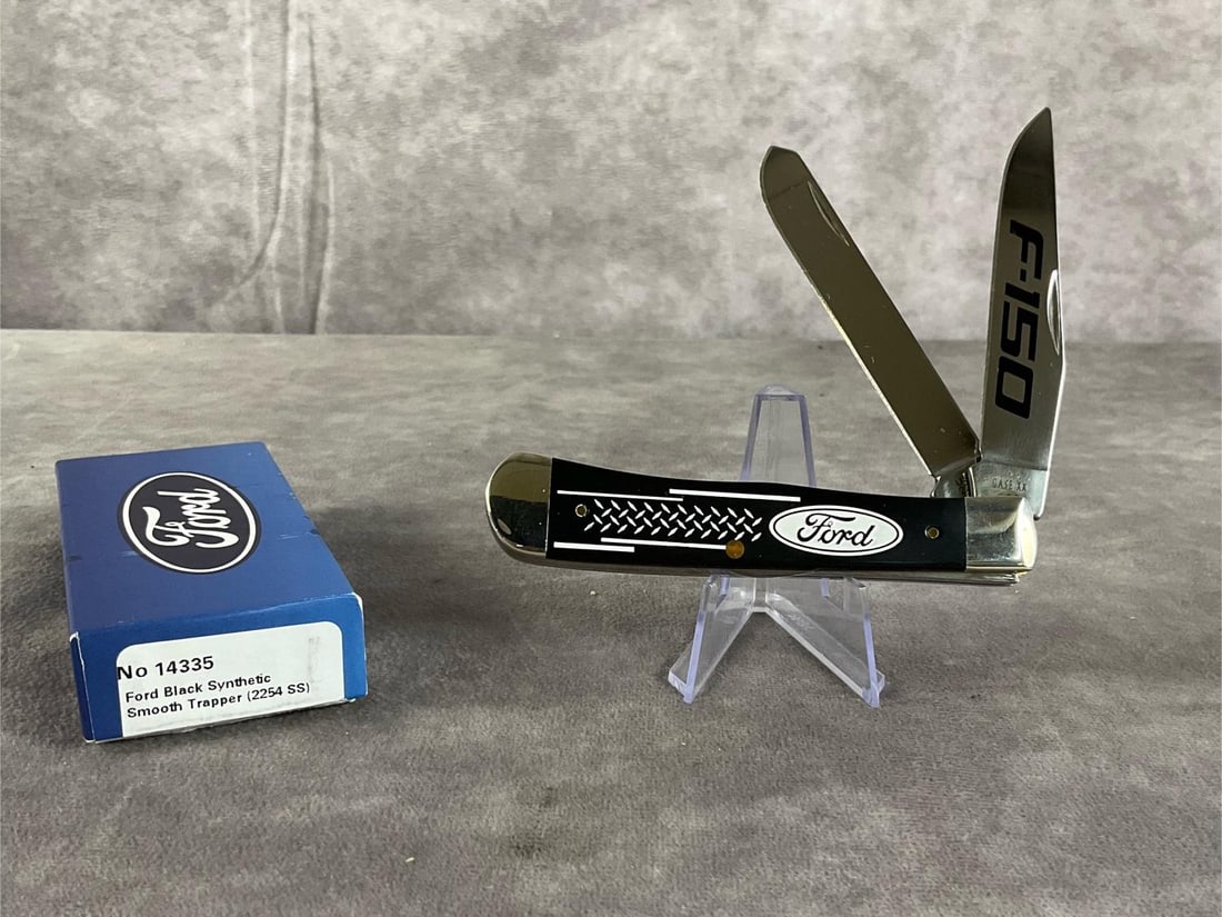 Ford F-150 Knife: Case XX Ford F-150 knife. Trapper, Patterned 2254ss, tight snap, and includes original box. Measures 4.5 inches wide X 1.75 inches tall.