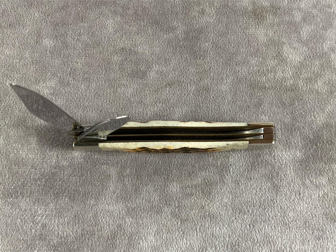 Jigged Amber Bone Knife - 5