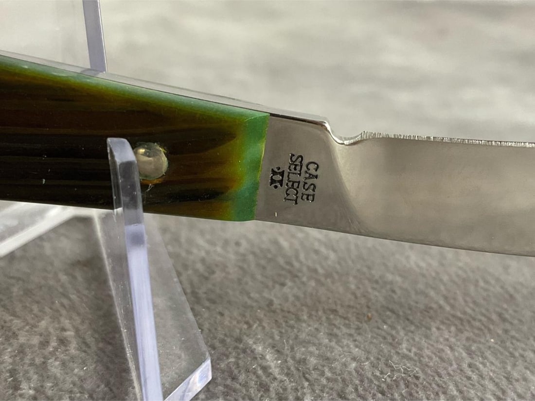 Brown Synthetic Knife - 4