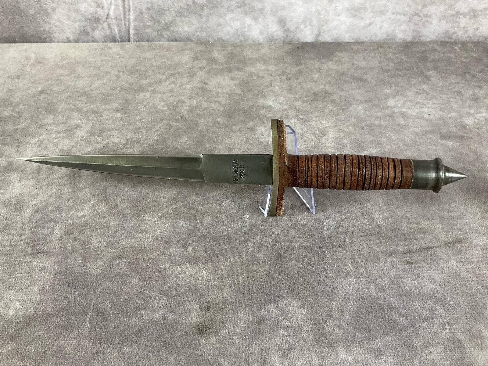 V-42 Stiletto - 3