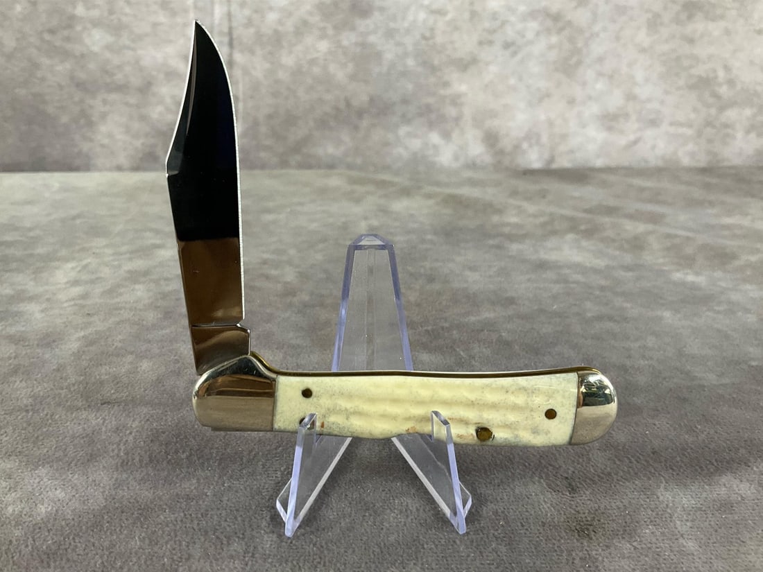 Jigged White Bone Knife - 4