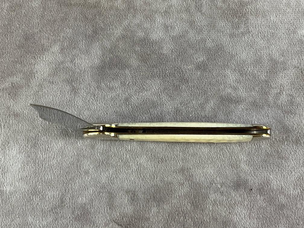 Jigged White Bone Knife - 6