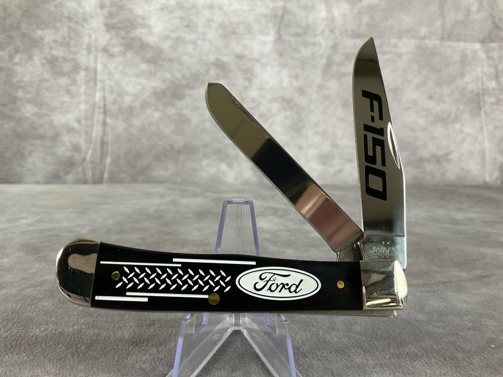 Ford Smooth Black Synthetic - 2