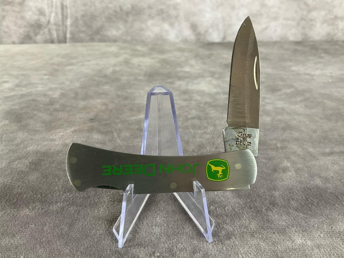 John Deere Lockback Knife - 2