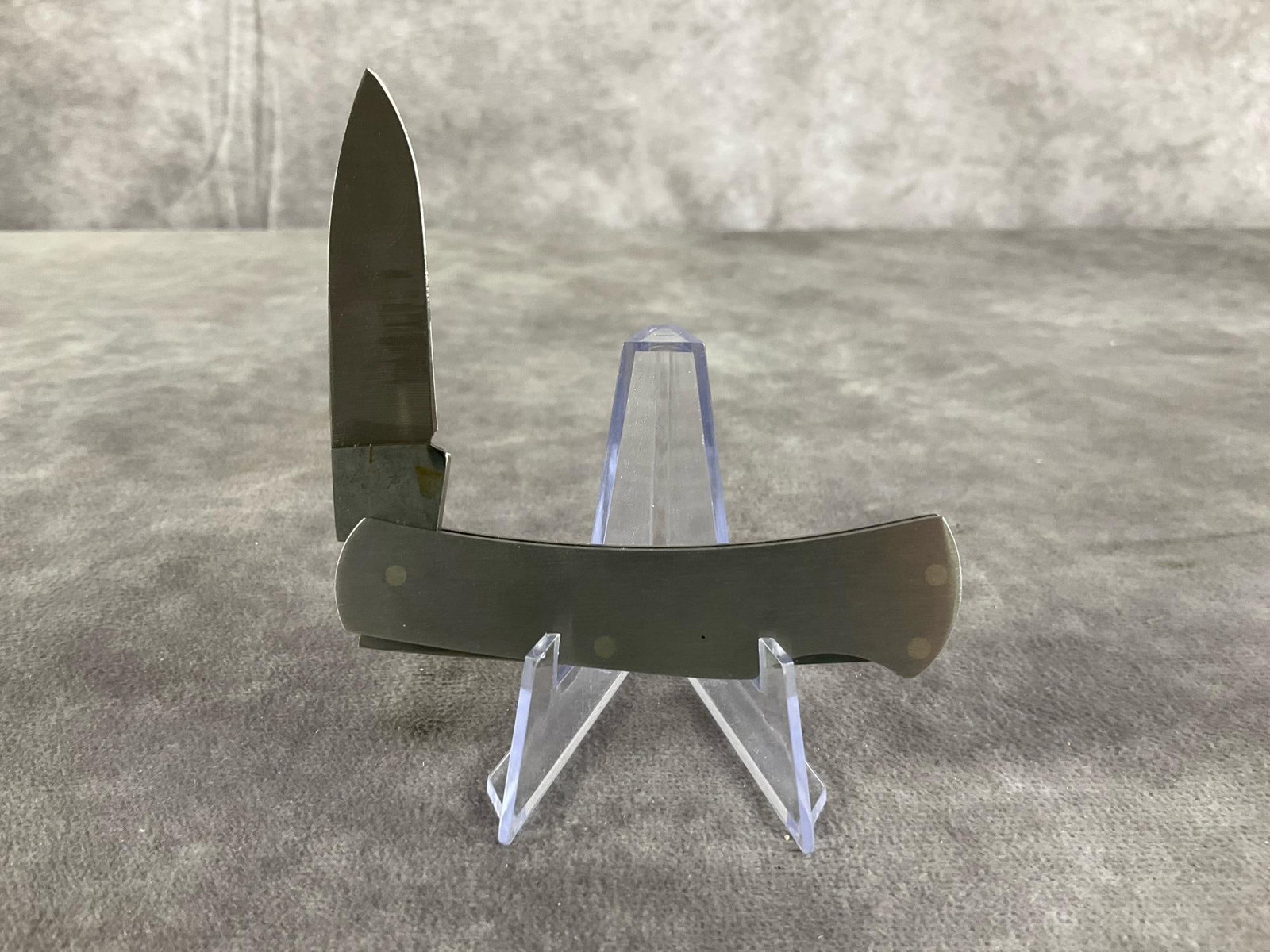 John Deere Lockback Knife - 4