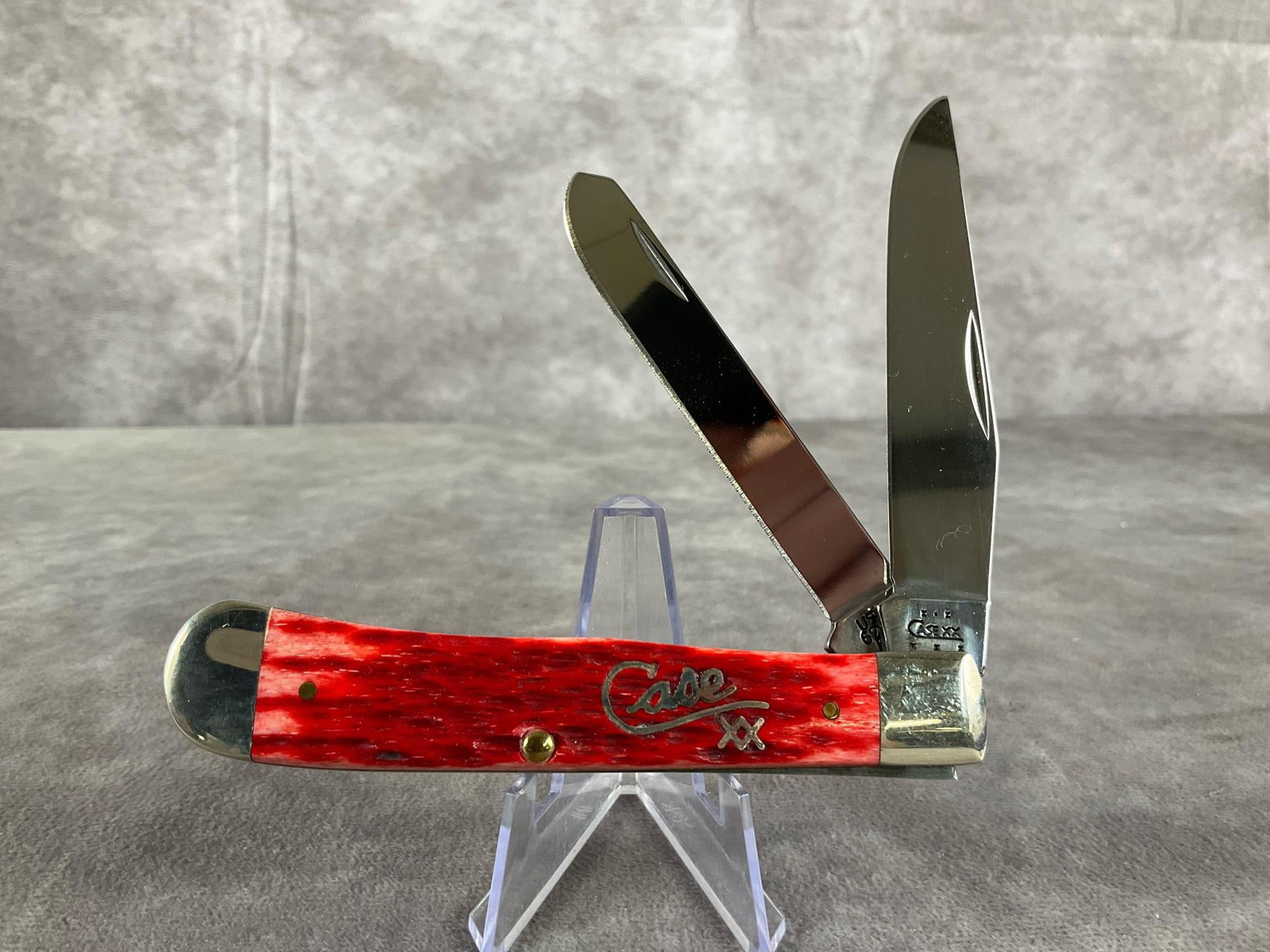 Jigged Red Bone Knife - 2