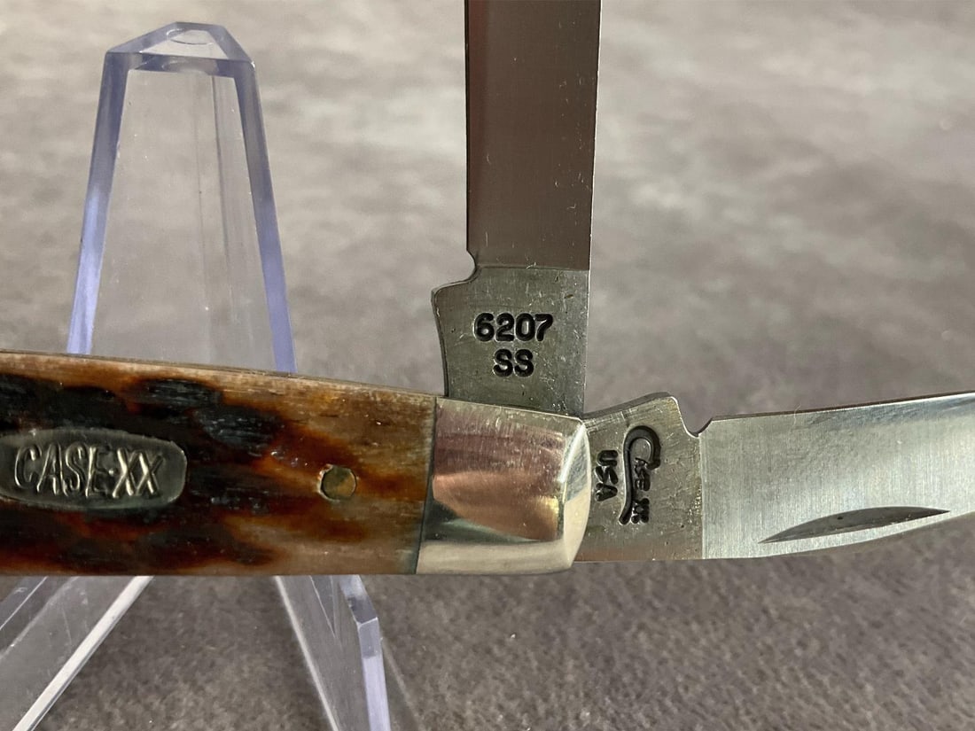Jigged Amber Bone Knife - 4