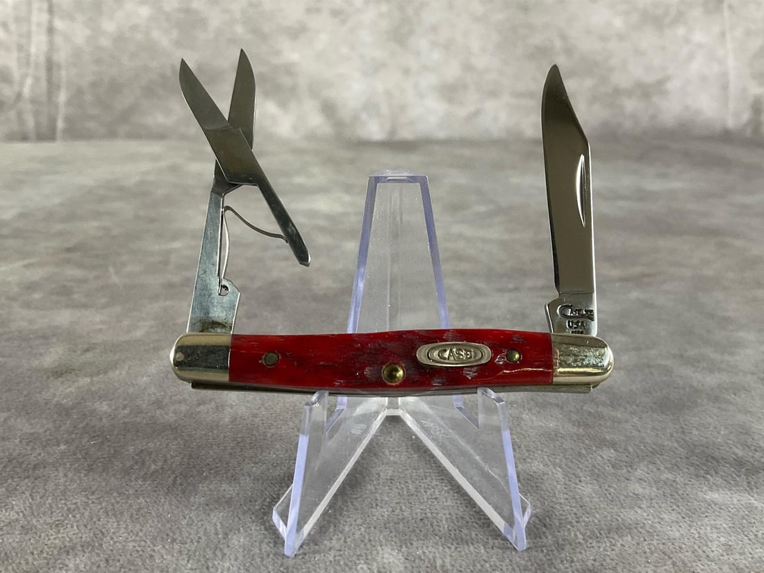 Jigged Red Bone Knife - 2