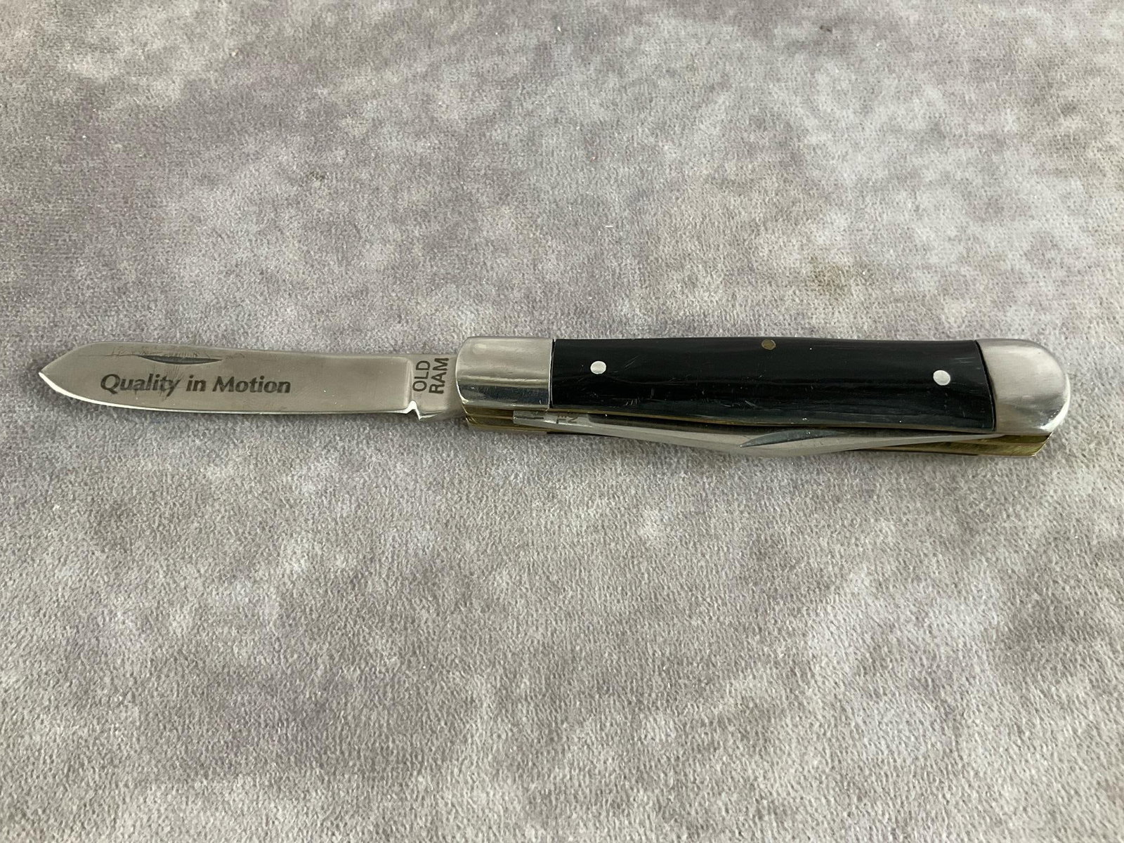 Smooth Black Synthetic Knife - 7