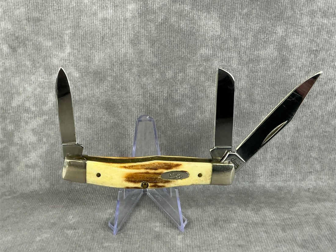Stag Handle Knife (1 of 6)
