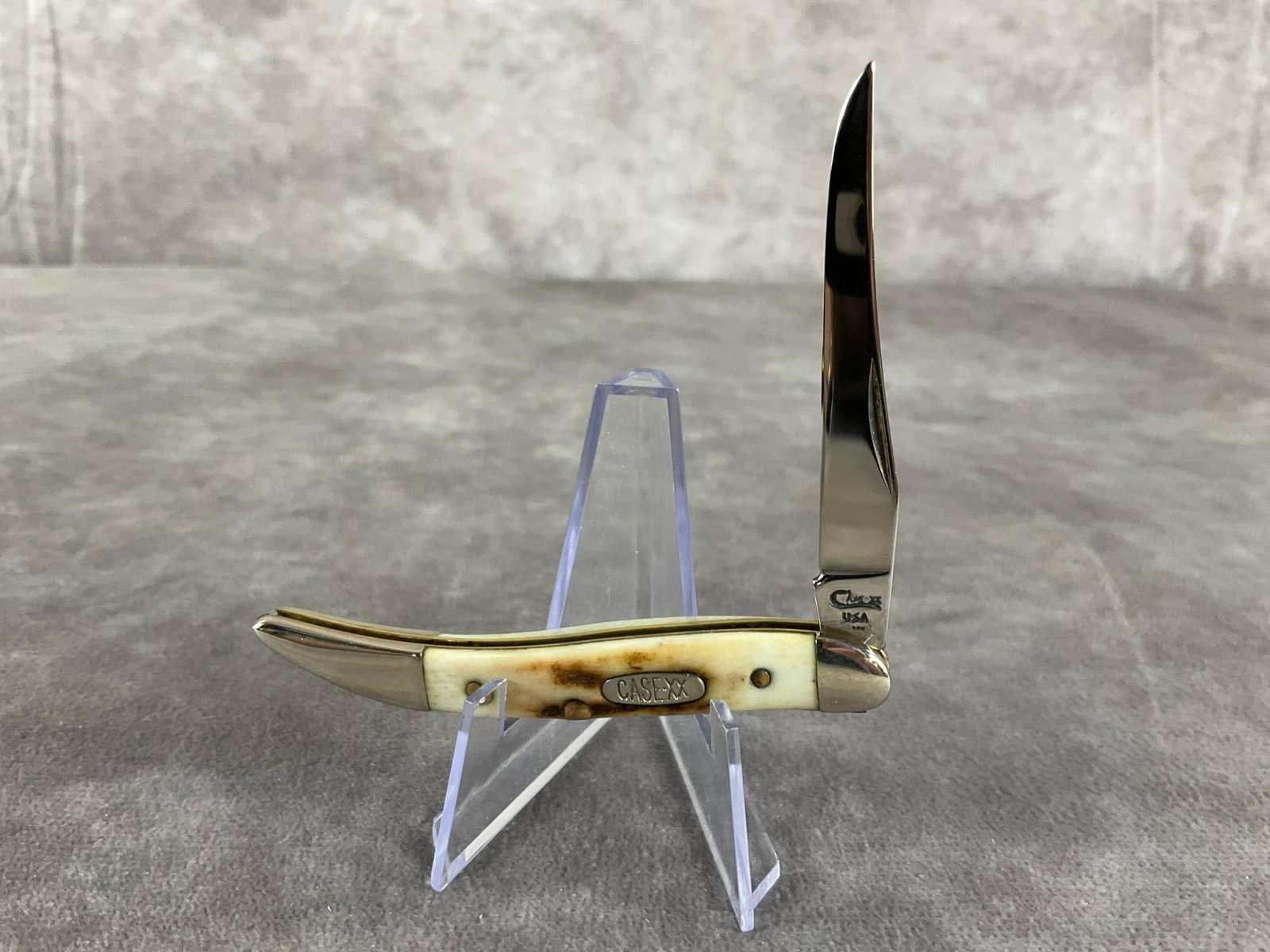 Genuine Stag Knife: Case XX Small Texas Toothpick 510096 SS Tight snap. Measures 3 inches closed and 5 3/8 inches open.