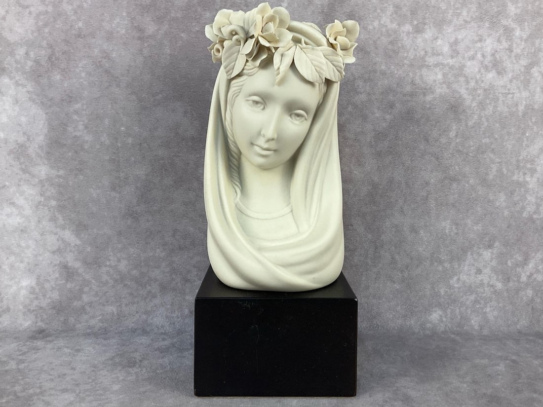 Cybis Madonna Bust: Vintage Cybis "Madonna Queen of Angels" bisque porcelain bust on wooden base. In good condition. Measurements (including base) are 4.25 inches long x 11 inches tall.