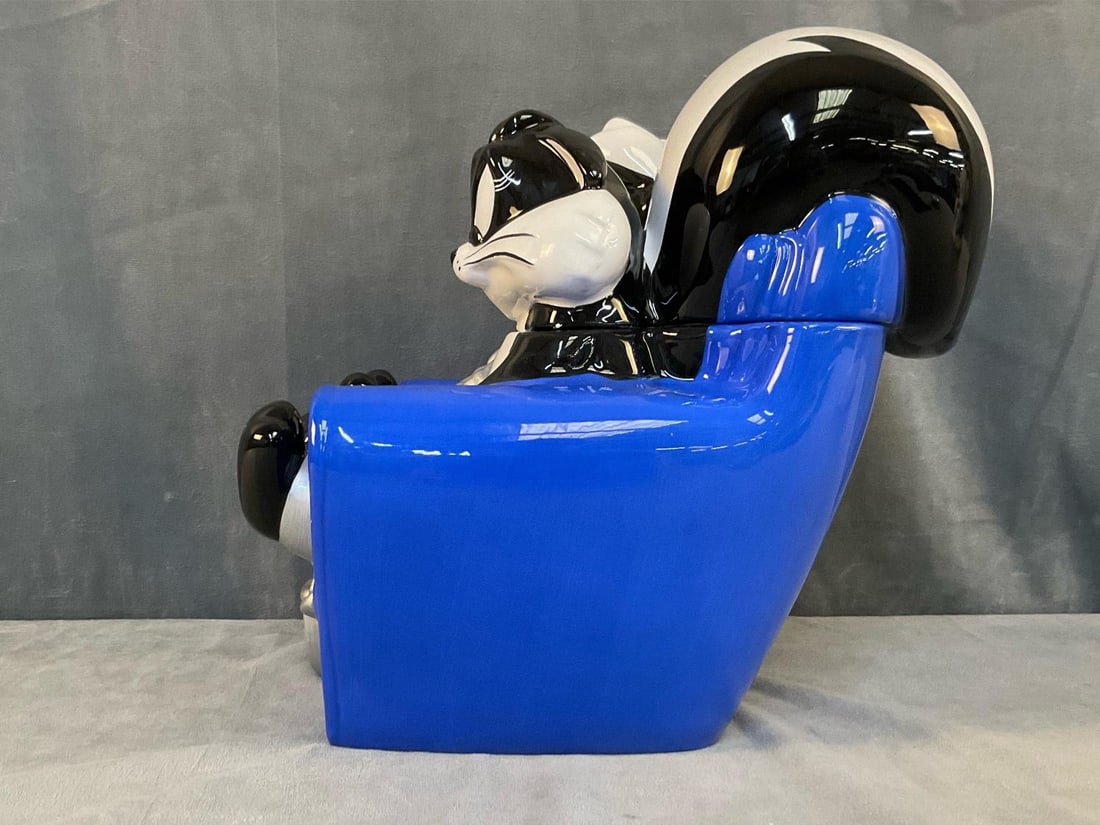 Pepe Le Pew Cookie Jar - 4