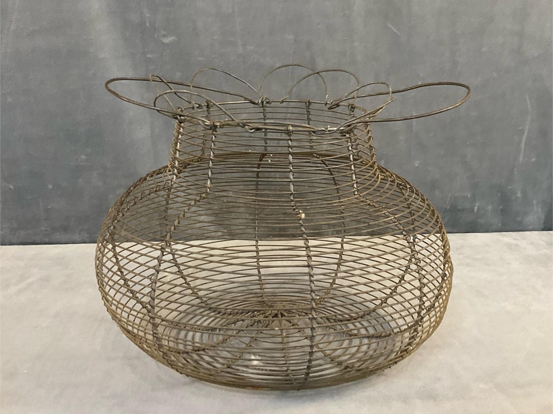 Wire Egg Basket - 6