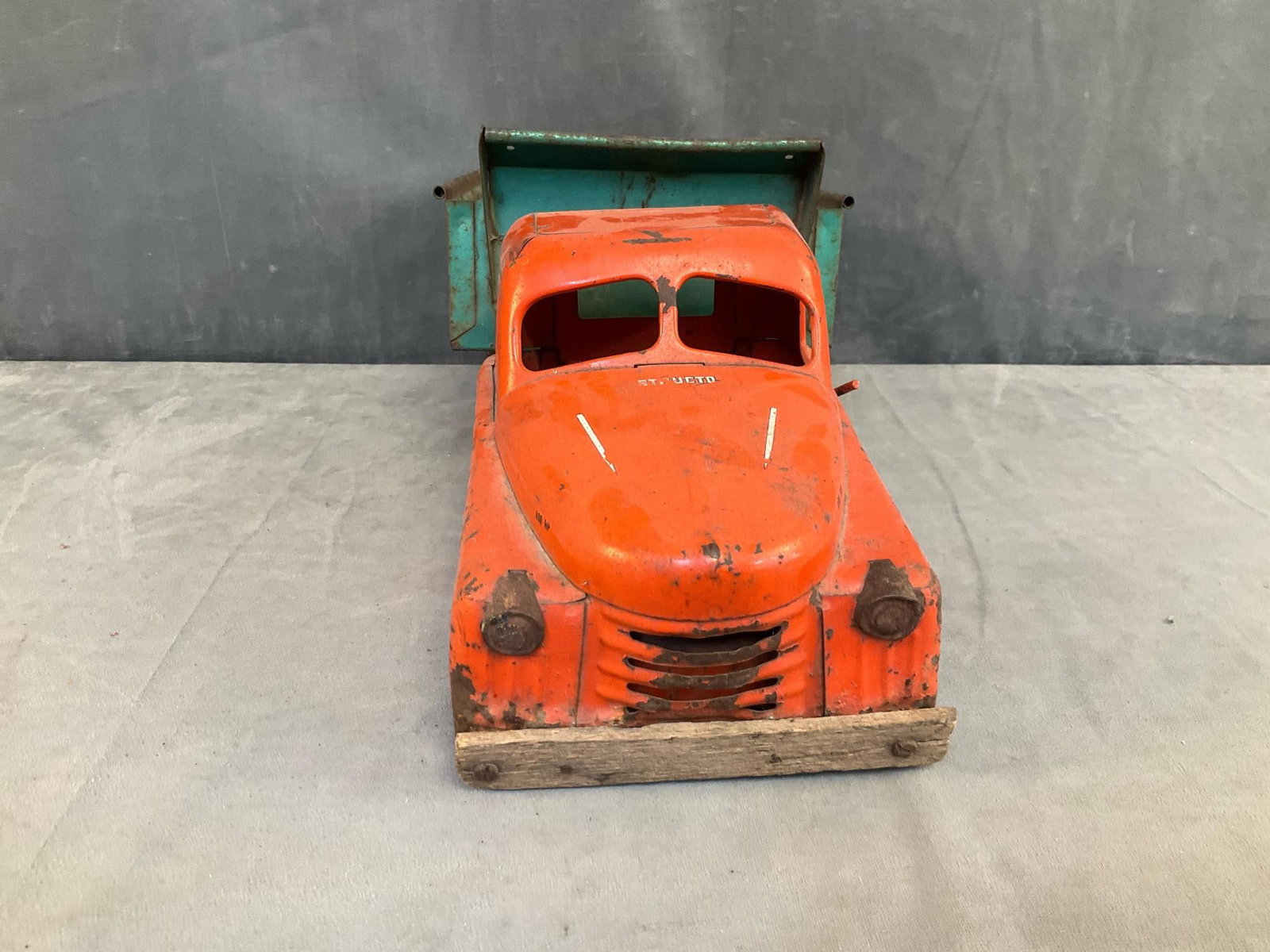 Structo Metal Dump Truck - 2
