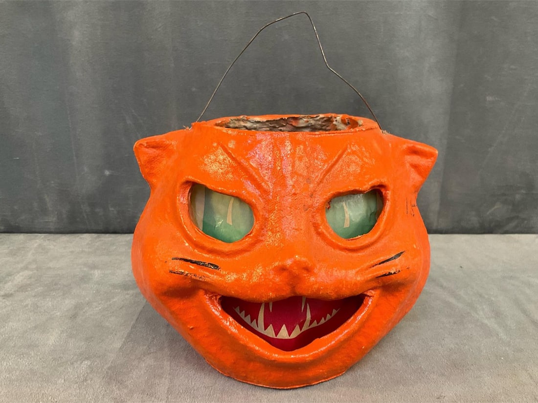 Jack-o'-Lantern Pail (1 of 10)