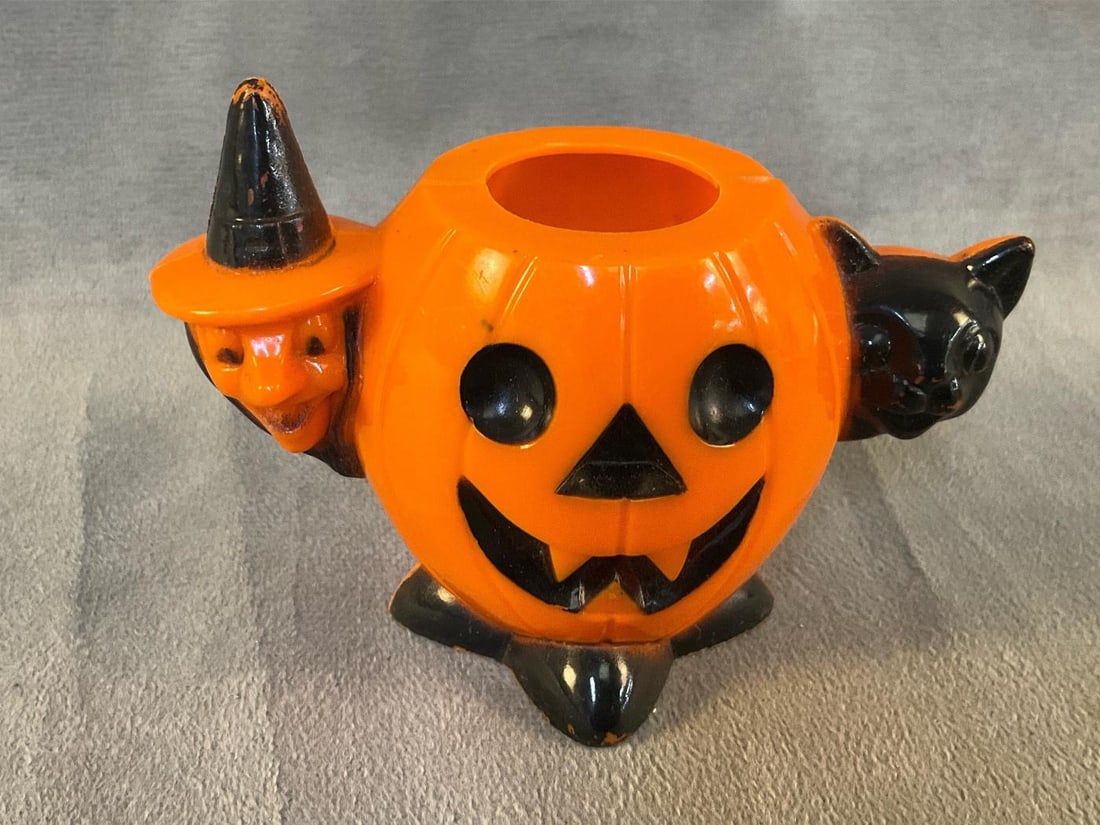 Jack-o'-Lanterns - 6
