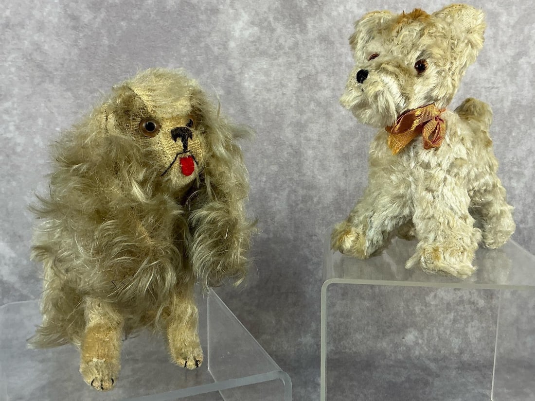 Steiff Mohair Dogs (1 of 7)
