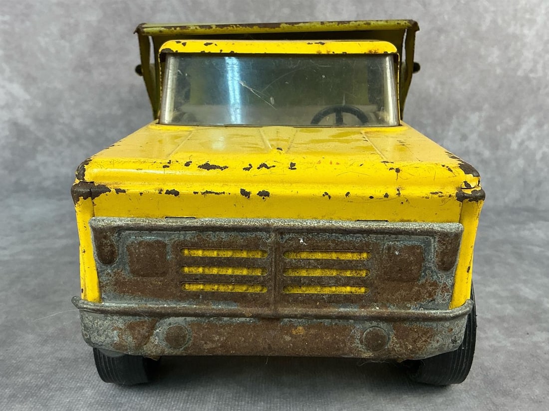 Strucro Dump Truck - 2