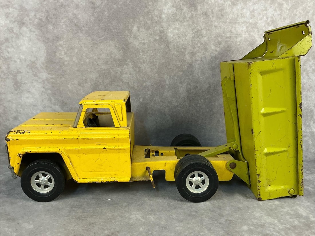 Strucro Dump Truck - 5