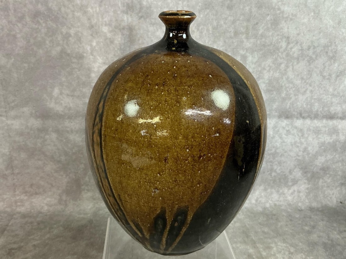 Ceramic Teapot & Vase - 5