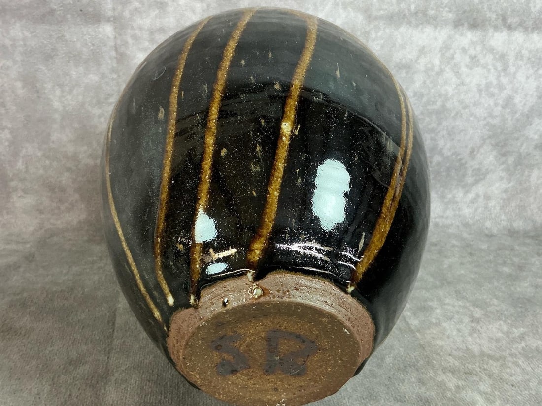 Ceramic Teapot & Vase - 7