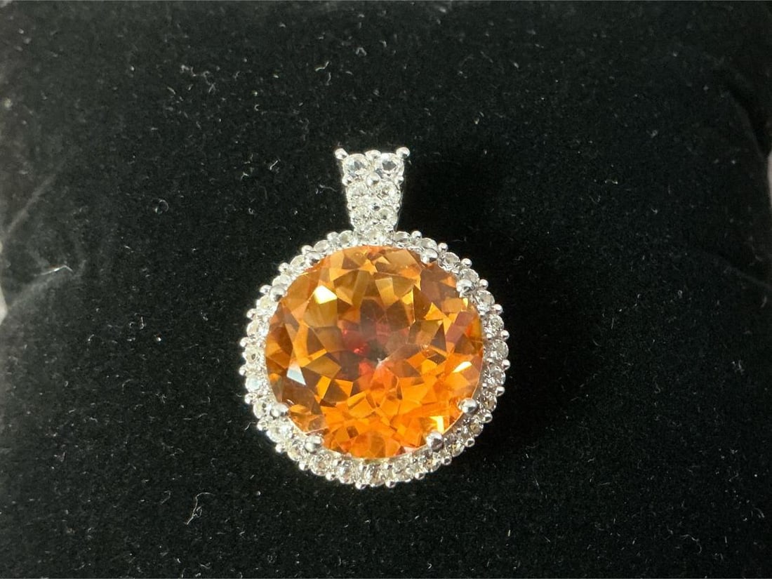 Sterling Silver Pendants & Chains - 9
