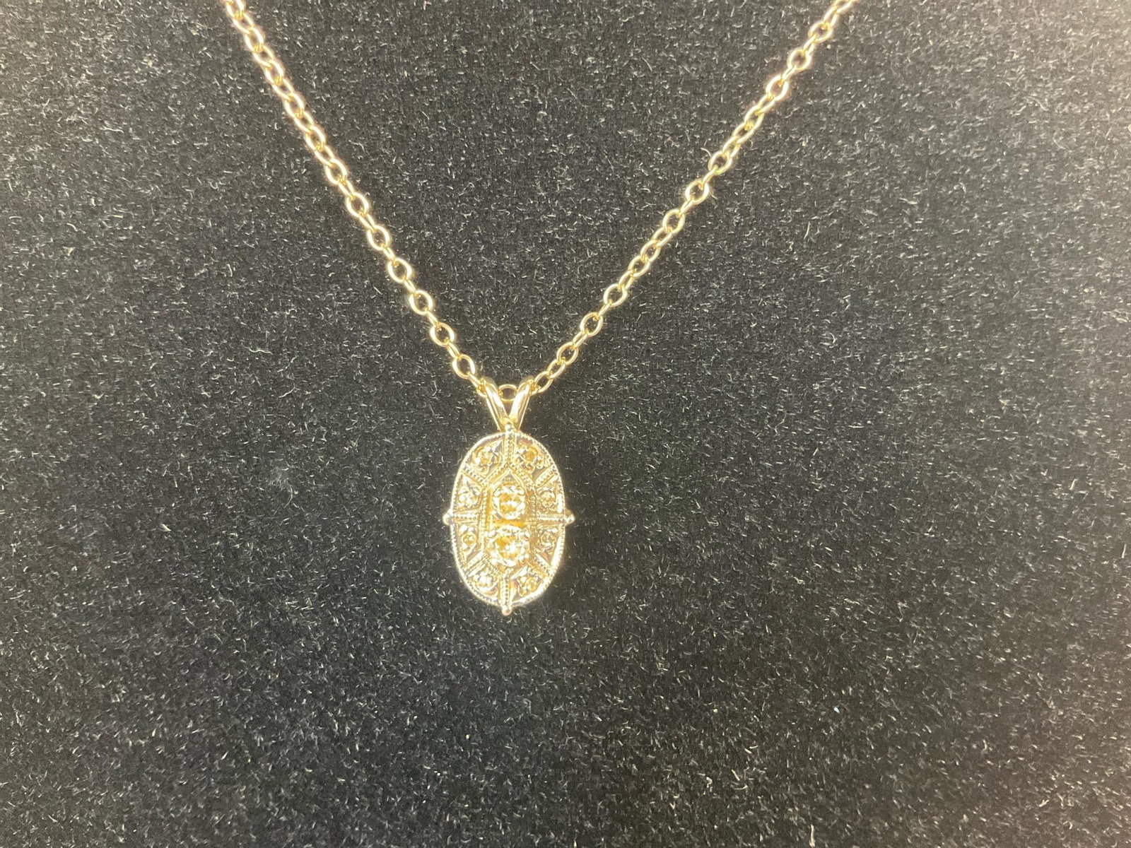 14 kt Necklace - 2