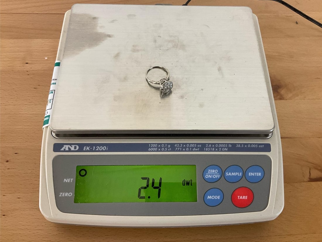 18 kt Ring - 8