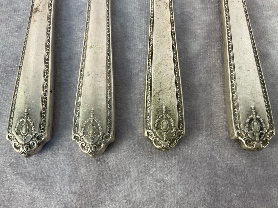 Butter Knives - 3