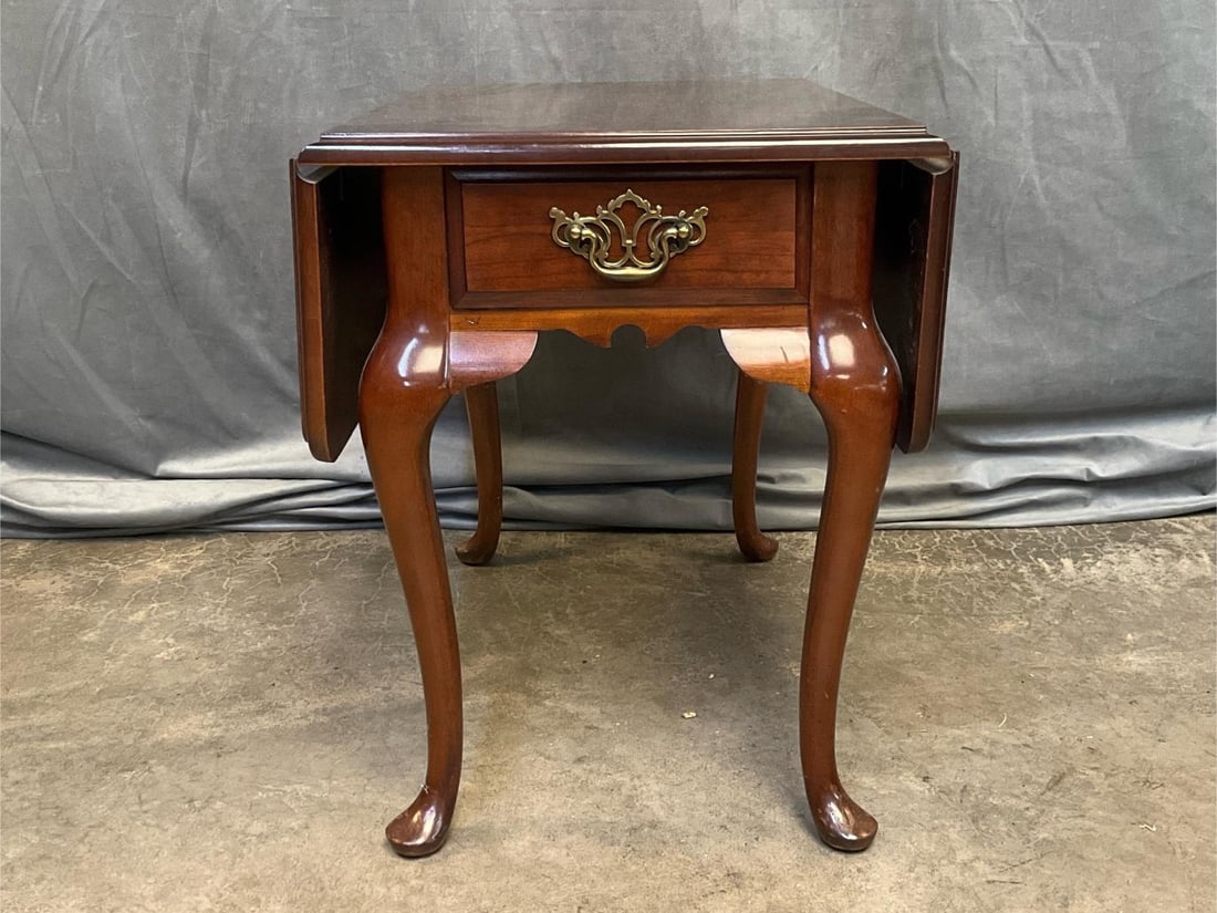 Queen Anne Table (1 of 8)
