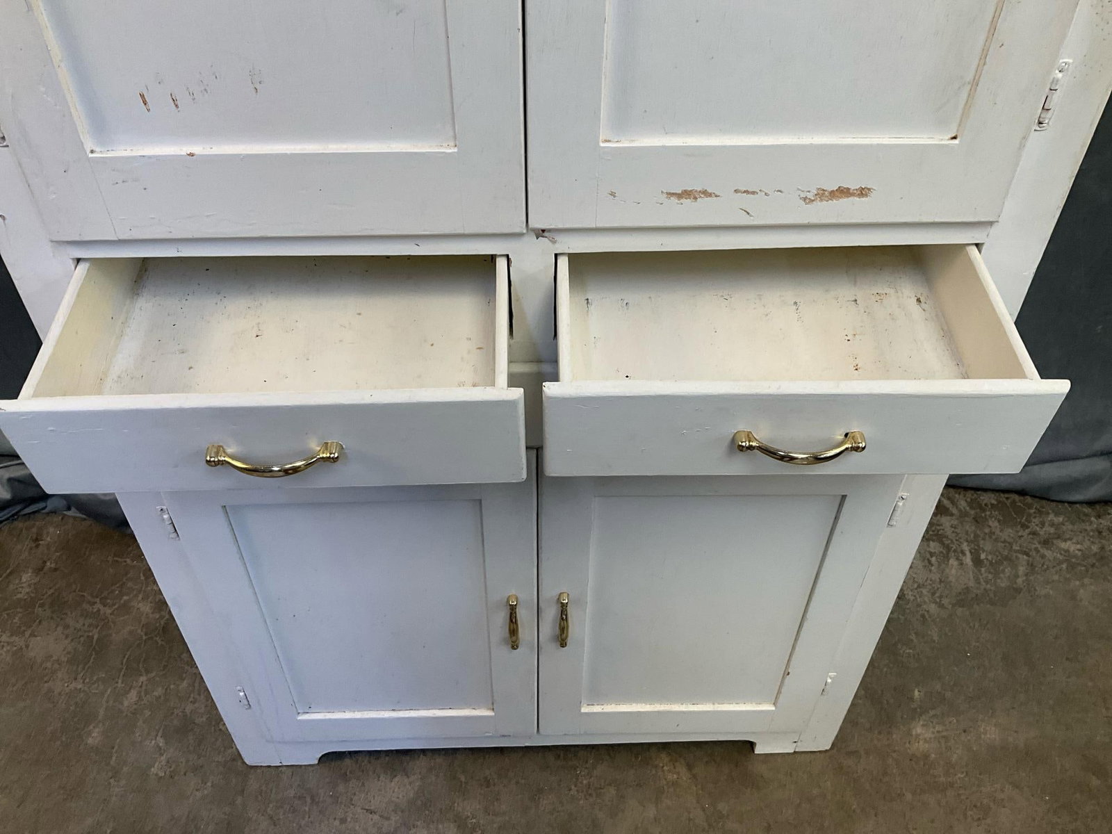 Cupboard - 6