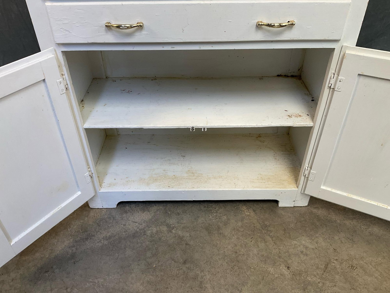 Cupboard - 9