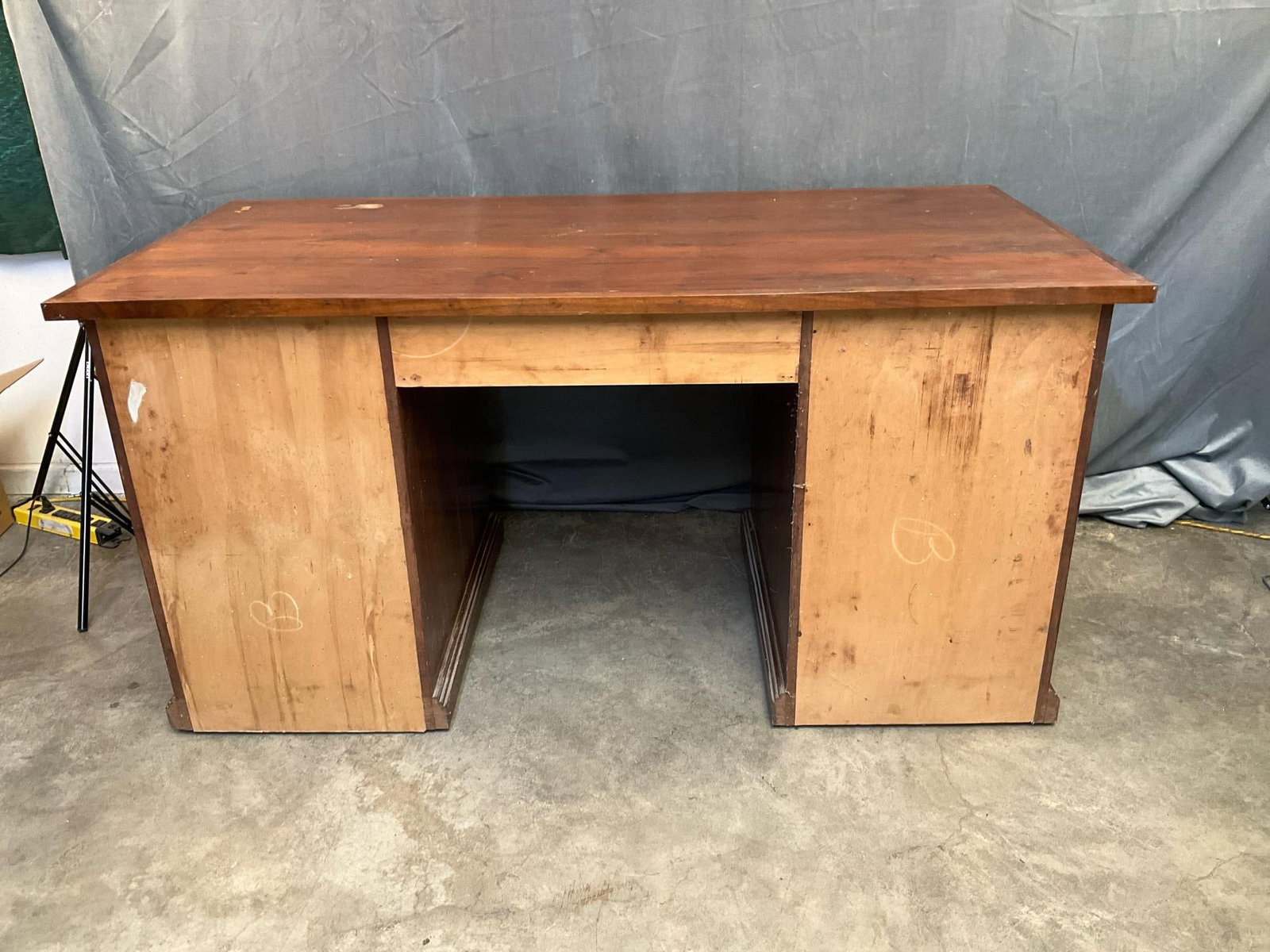 Desk - 14